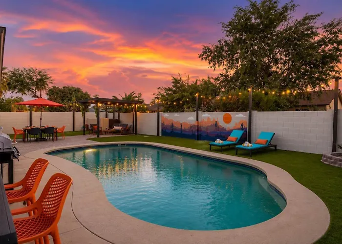 Holiday home Chic With Backyard Oasis Pool Game *